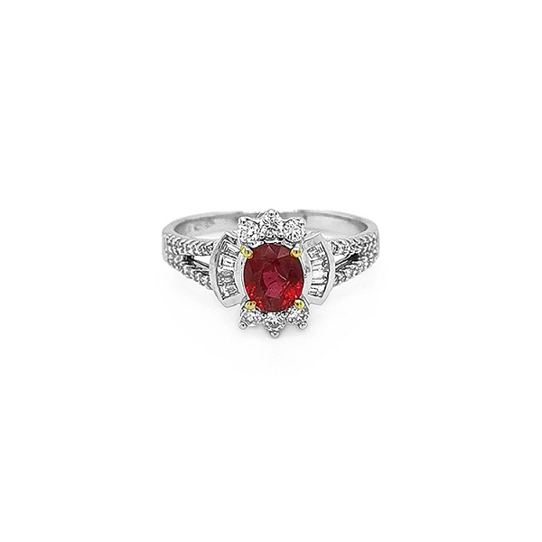 Nhẫn vàng đính ruby và kim cương