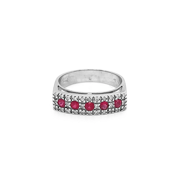 Nhẫn vàng đính ruby và kim cương