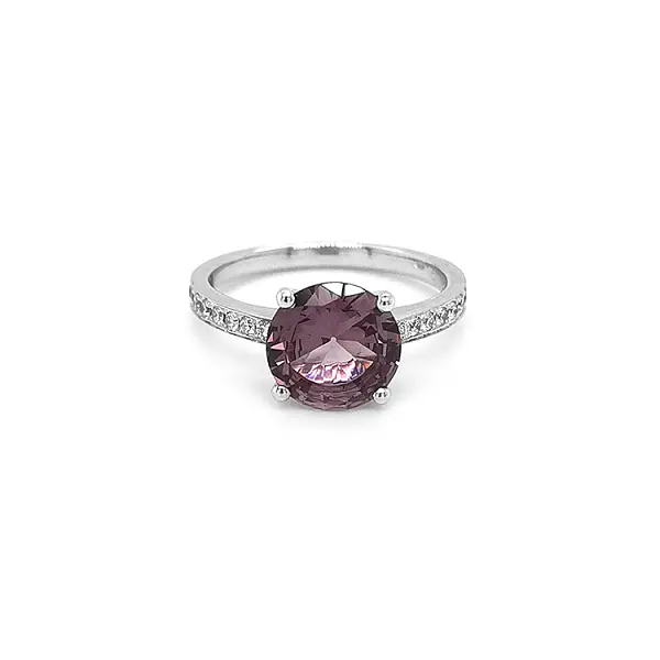 Nhẫn vàng đính đá spinel tím và kim cương