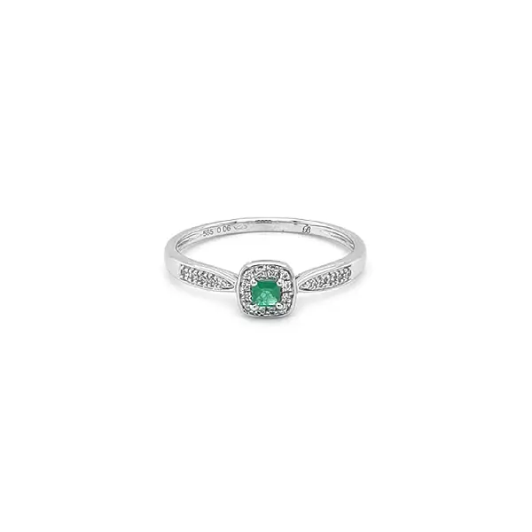 Nhẫn ngọc lục bảo đính kim cương vàng trắng