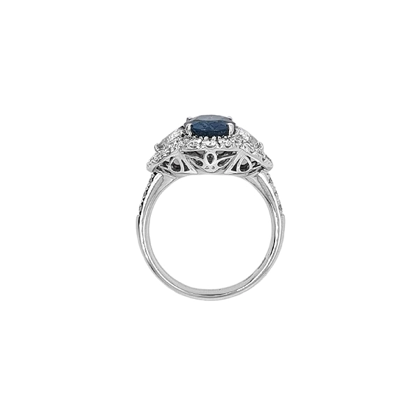 Nhẫn vàng đính sapphire và kim cương