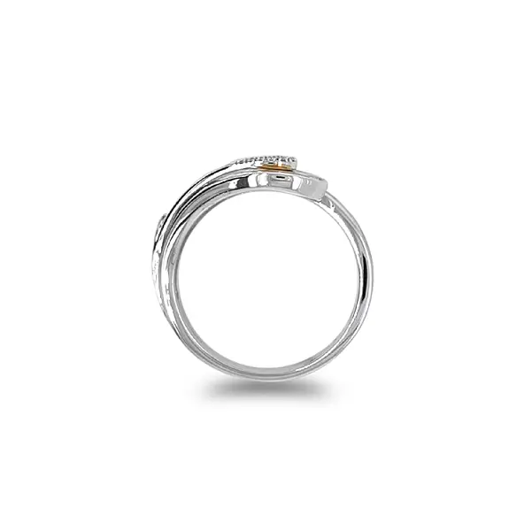 Nhẫn vàng đính kim cương