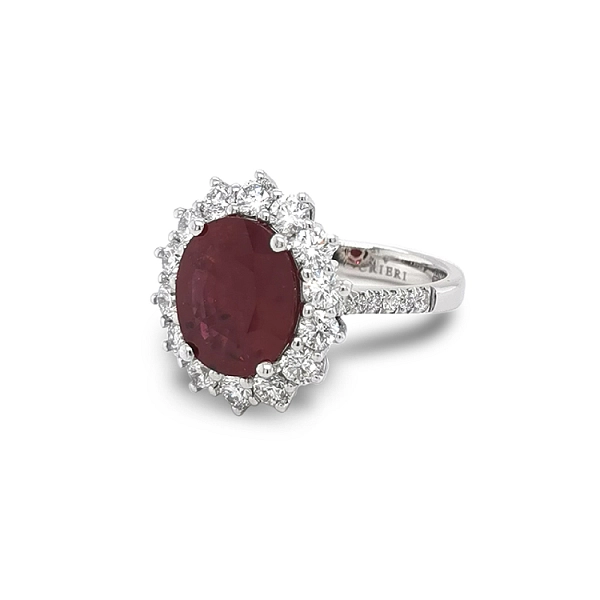 Nhẫn vàng đính ruby và kim cương