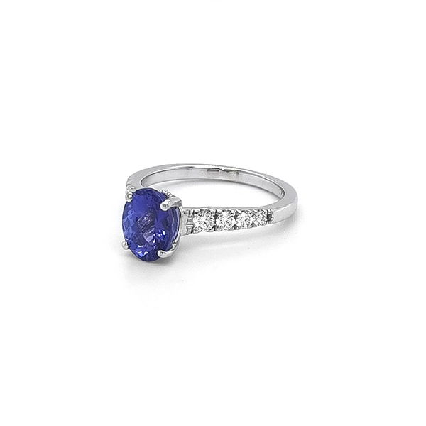 Nhẫn vàng đính Tanzanite và kim cương