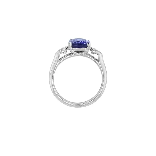 Nhẫn vàng đính Tanzanite và kim cương