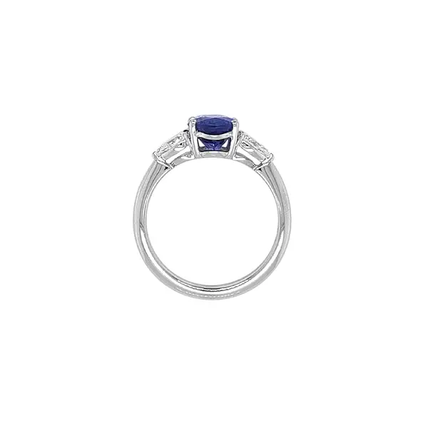 Nhẫn vàng đính Tanzanite và kim cương