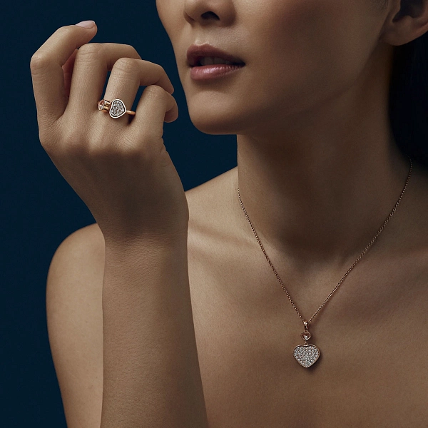 Nhẫn vàng Chopard Happy Hearts 829482-5918