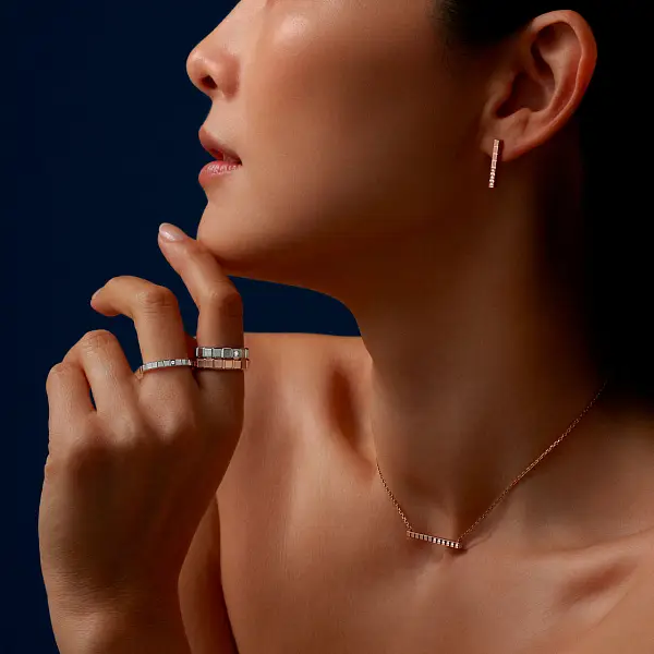 Nhẫn vàng Chopard Ice Cube 829834-1070