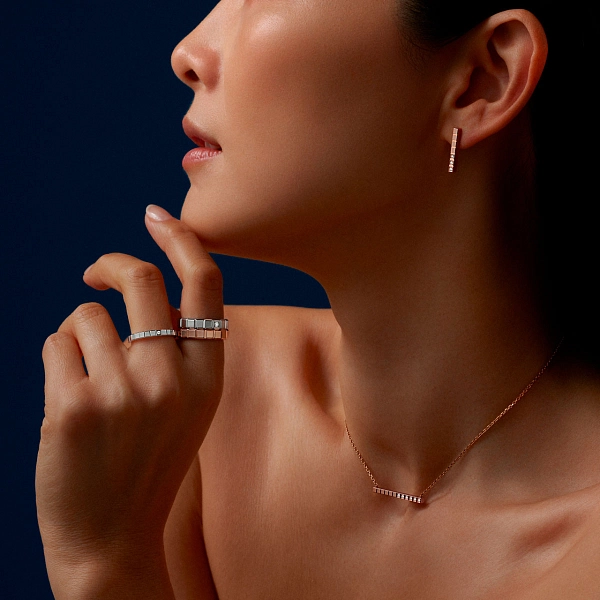 Nhẫn vàng Chopard Ice Cube 829834-1070