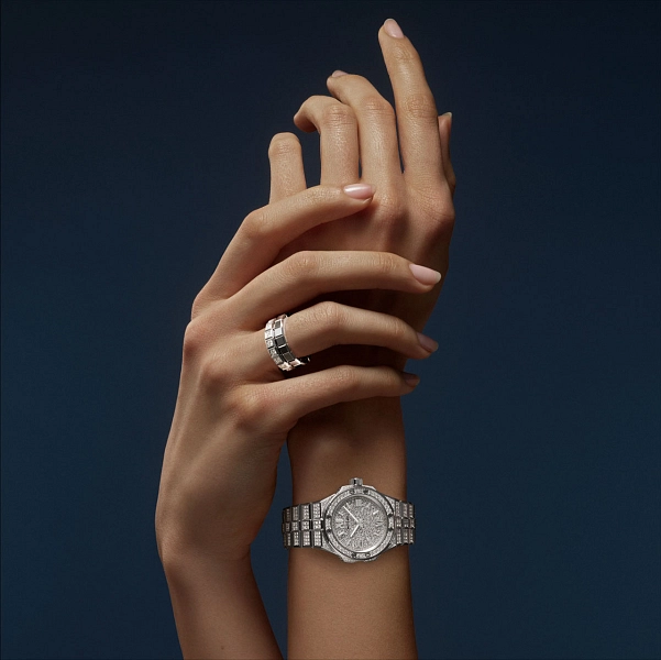 Nhẫn vàng Chopard Ice Cube 829834-1070