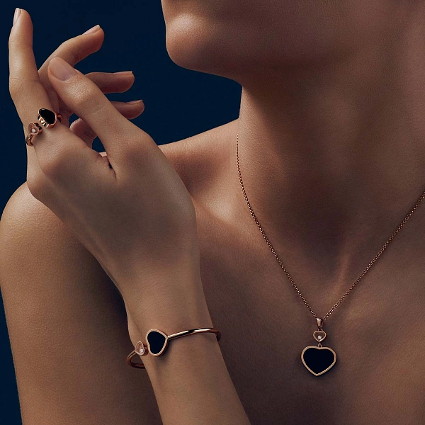 Nhẫn vàng Chopard Happy Hearts 829482-5220