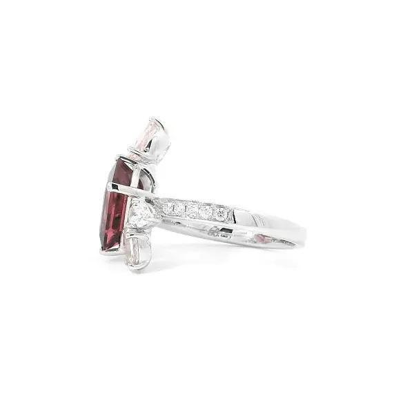 Nhẫn Tourmaline cao cấp đính đá Morganite và kim cương
