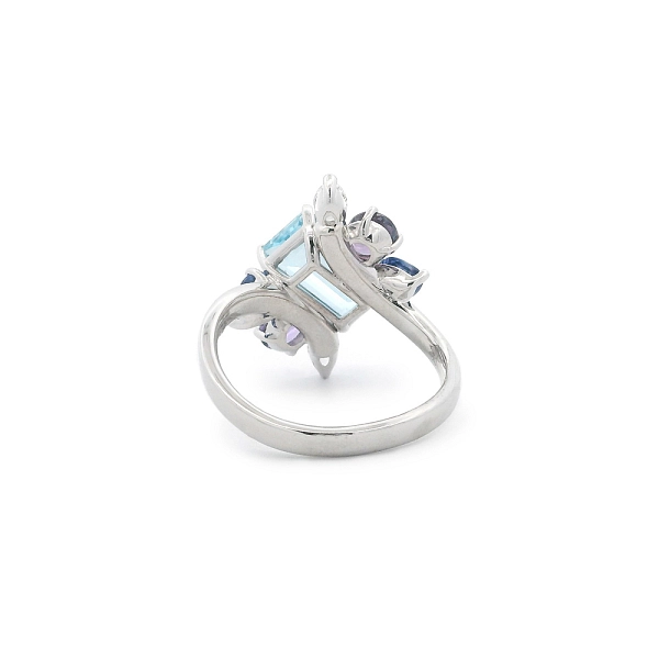 Nhẫn đính đá Aquamarine, Sapphire và Kim cương trong thiết kế sang trọng