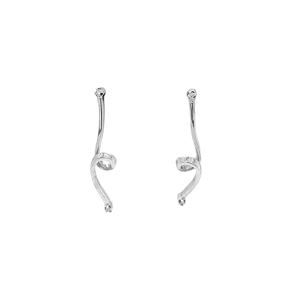 Vòng tai vàng đính kim cương