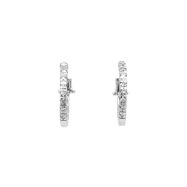 Vòng tai vàng đính kim cương