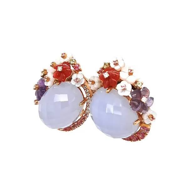 Vòng tai vàng với đá bán quý và kim cương