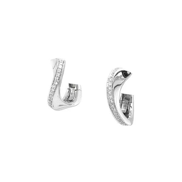 Vòng tai vàng đính kim cương