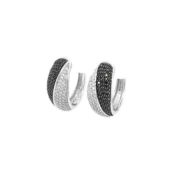 Vòng tai vàng đính kim cương