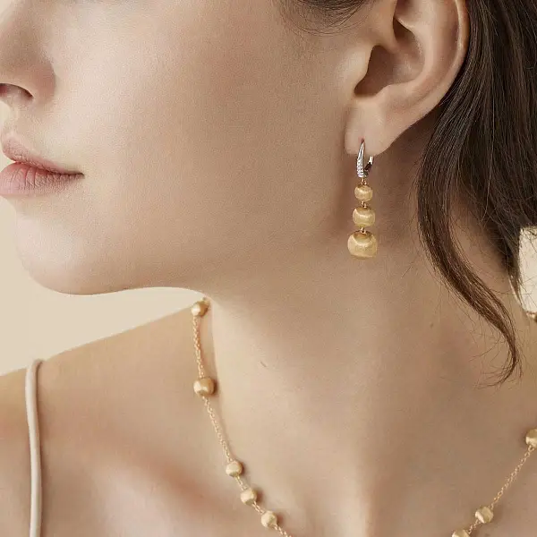 Vòng tai vàng Marco Bicego Africa OB1885-M B YW Q6