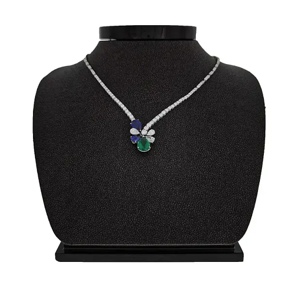 Vòng cổ vàng đính đá quý nhiều màu