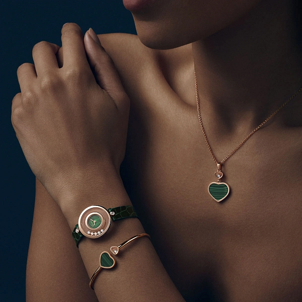 Vòng tay Chopard Happy Hearts bằng vàng 857482-5106