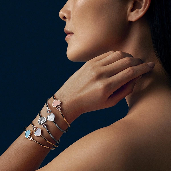 Vòng tay Chopard Happy Hearts vàng 857482-5302