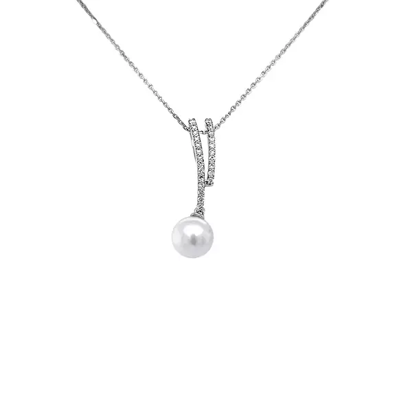 Mặt dây chuyền vàng với ngọc trai tự nhiên và kim cương