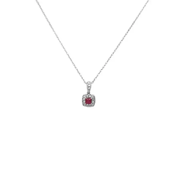 Mặt dây chuyền Ruby đính kim cương trắng vàng