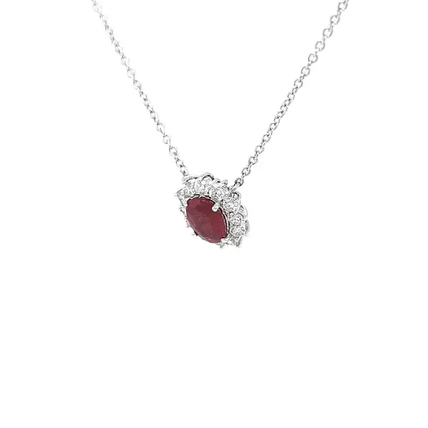 Mặt dây chuyền vàng đính ruby và kim cương