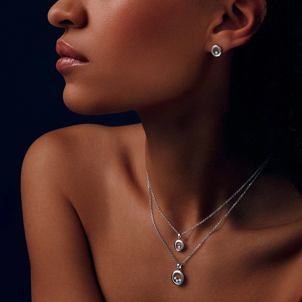 Mặt dây chuyền vàng Chopard Happy Diamonds 79A018-1001
