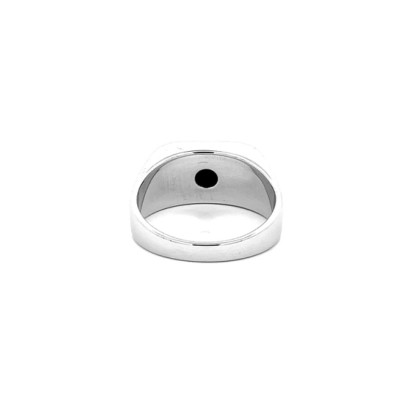 Nhẫn vàng đính ngọc onyx và kim cương