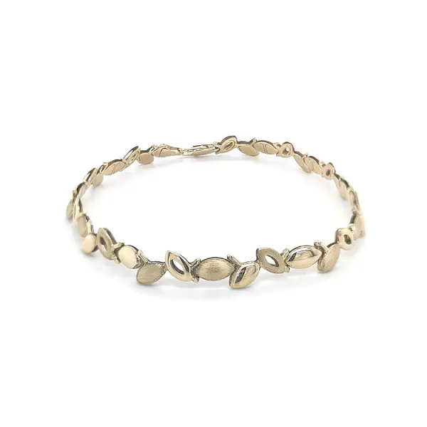 Vòng tay nữ bằng vàng