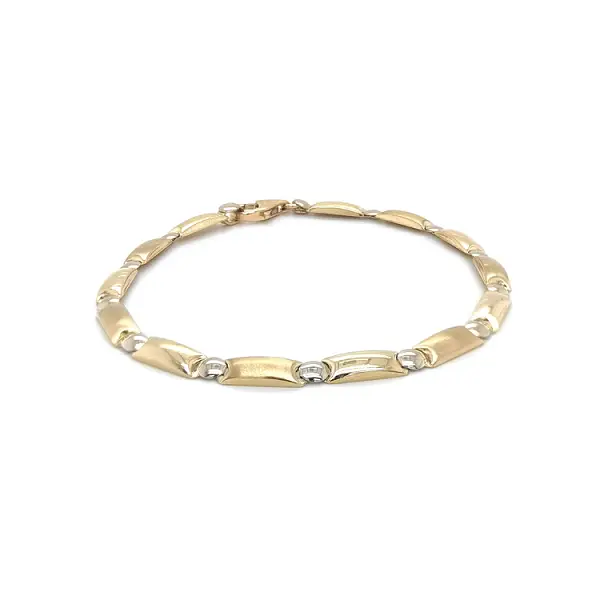 Vòng tay kết hợp vàng