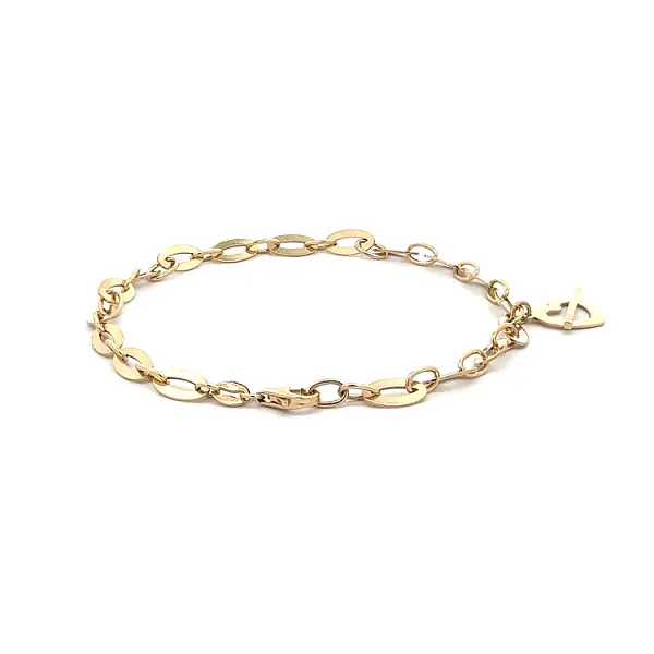 Vòng tay vàng có mặt dây chuyền hình trái tim