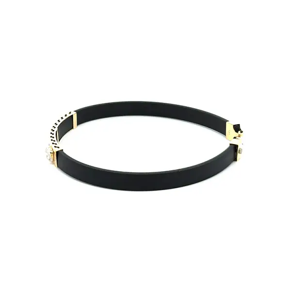 Vòng tay vàng có dây cao su