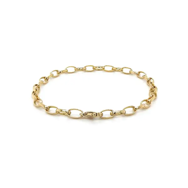 Vòng tay vàng có charm