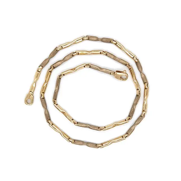 Vòng cổ vàng cho phái nữ