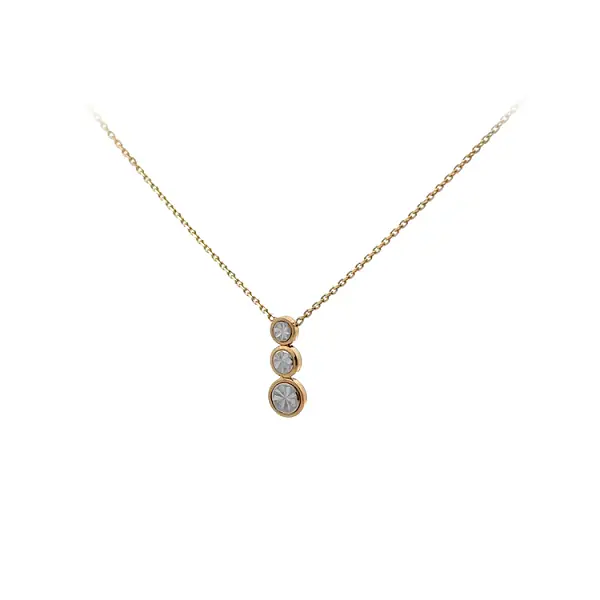 Vòng cổ làm từ vàng kết hợp