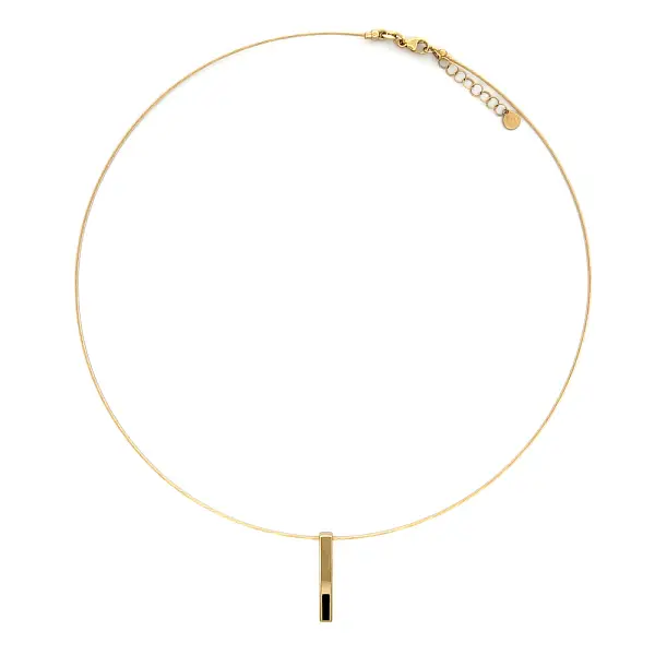 Vòng cổ vàng với men sứ