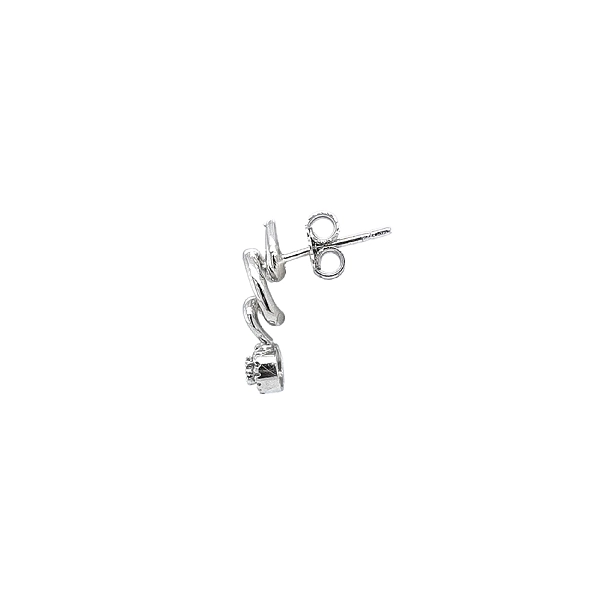 Sự sang trọng hiện đại trong vàng trắng kết hợp với đá zircon lấp lánh