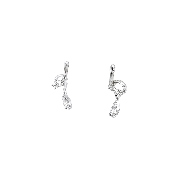 Vòng tai lấp lánh với vẻ đẹp tinh khiết của zircon