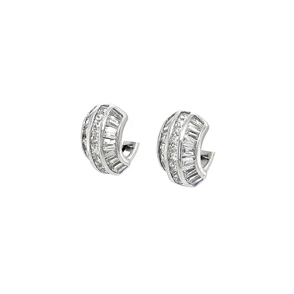 Vòng tai tròn với đá zircon trắng vàng