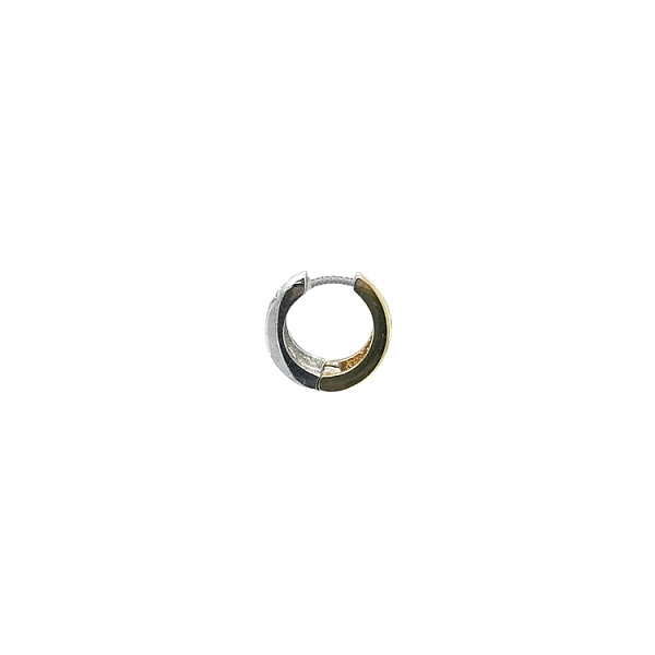 Vòng tai vàng có thể đảo ngược với đá zircon