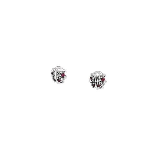 Vòng tai vàng trắng hình con bọ rùa đính đá zircon