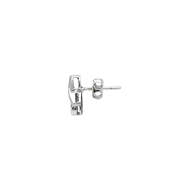 Vòng tai vàng trắng sang trọng với đá zircon lấp lánh