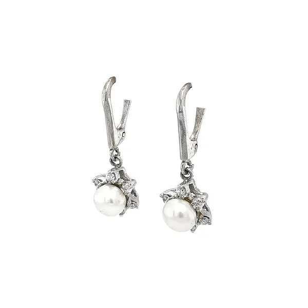 Hoa tai vàng trắng thanh lịch gắn ngọc trai và zircon