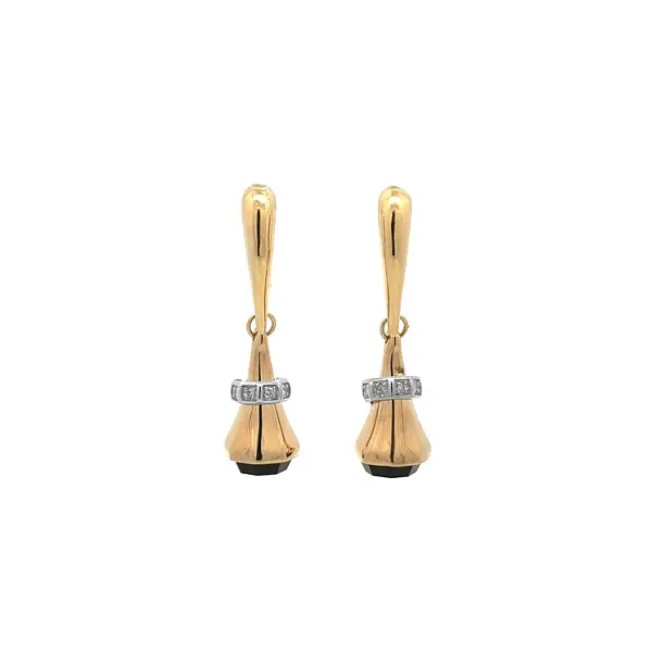 Vòng tai vàng đính đá đen