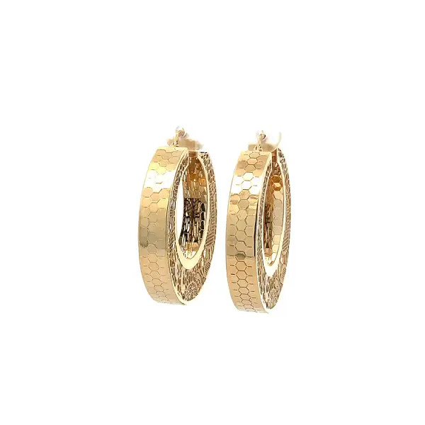 Vòng tai vàng độc quyền