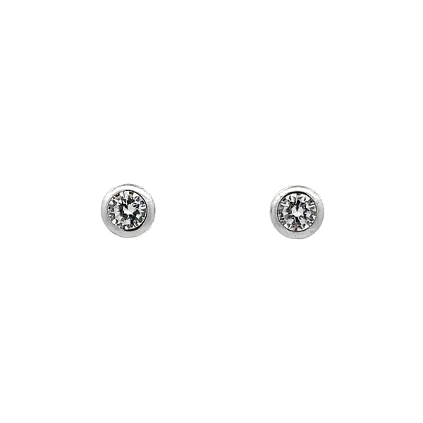 Khuyên tai bằng vàng trắng đính đá zircon trắng