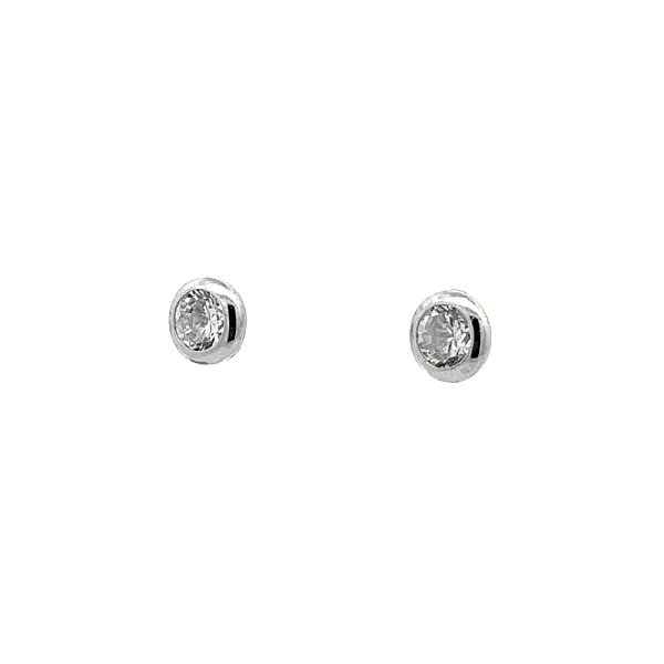 Khuyên tai bằng vàng trắng đính đá zircon trắng